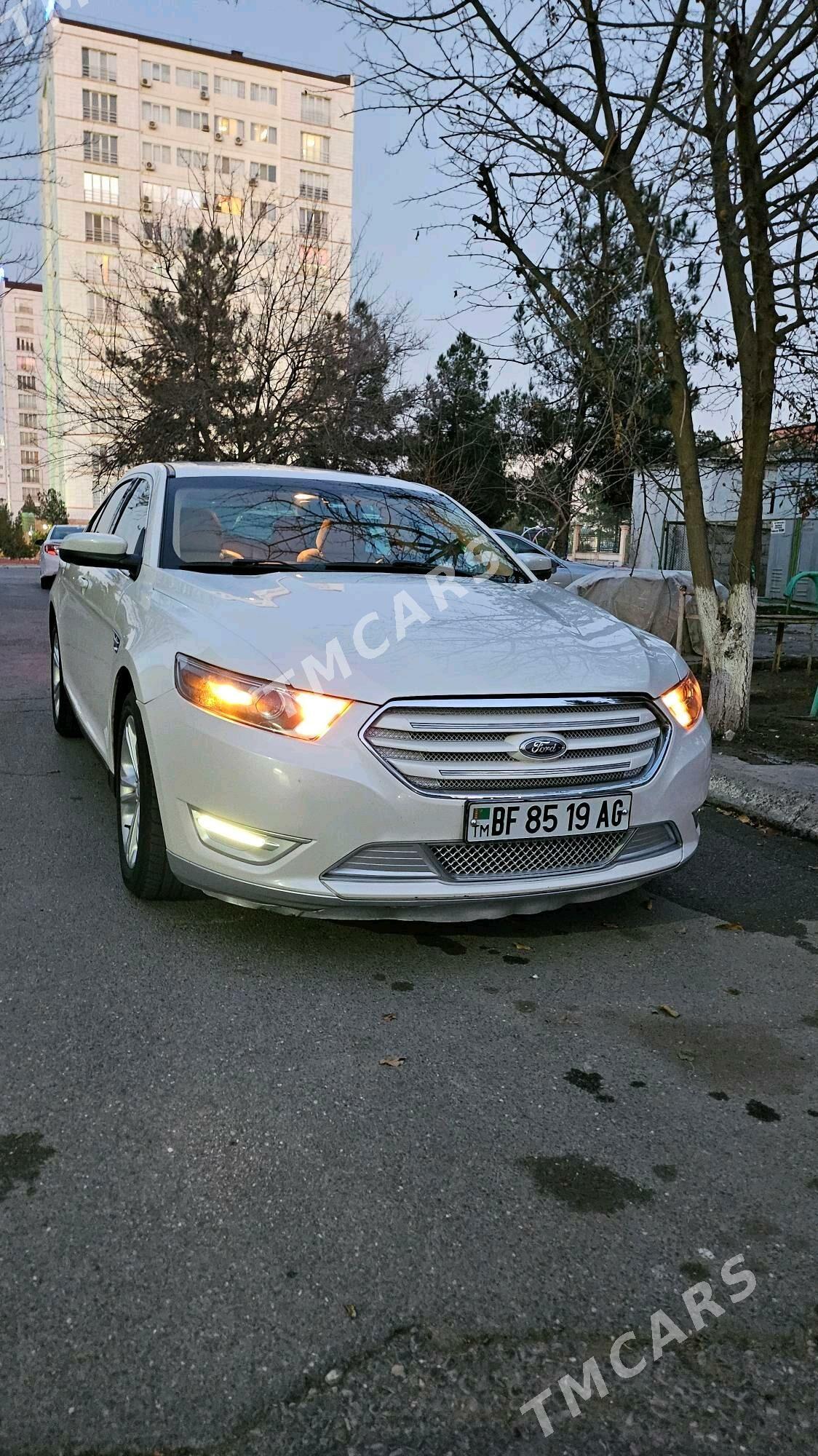 Ford Taurus 2017 - 214 500 TMT - Aşgabat - img 2