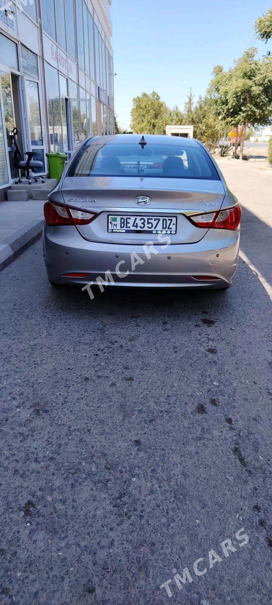 Hyundai Sonata 2011 - 160 000 TMT - Болдумсаз - img 3