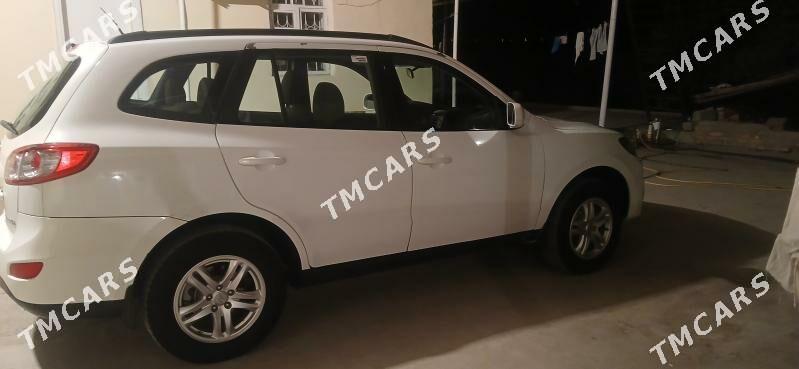 Hyundai Santa Fe 2009 - 175 000 TMT - Ашхабад - img 6