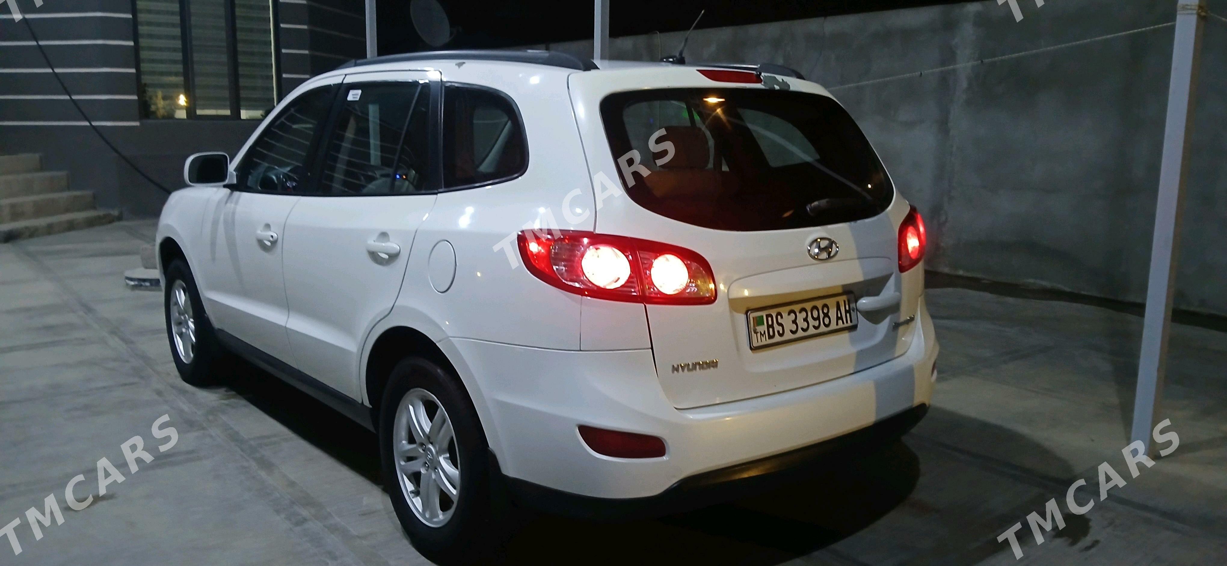 Hyundai Santa Fe 2009 - 175 000 TMT - Ашхабад - img 8