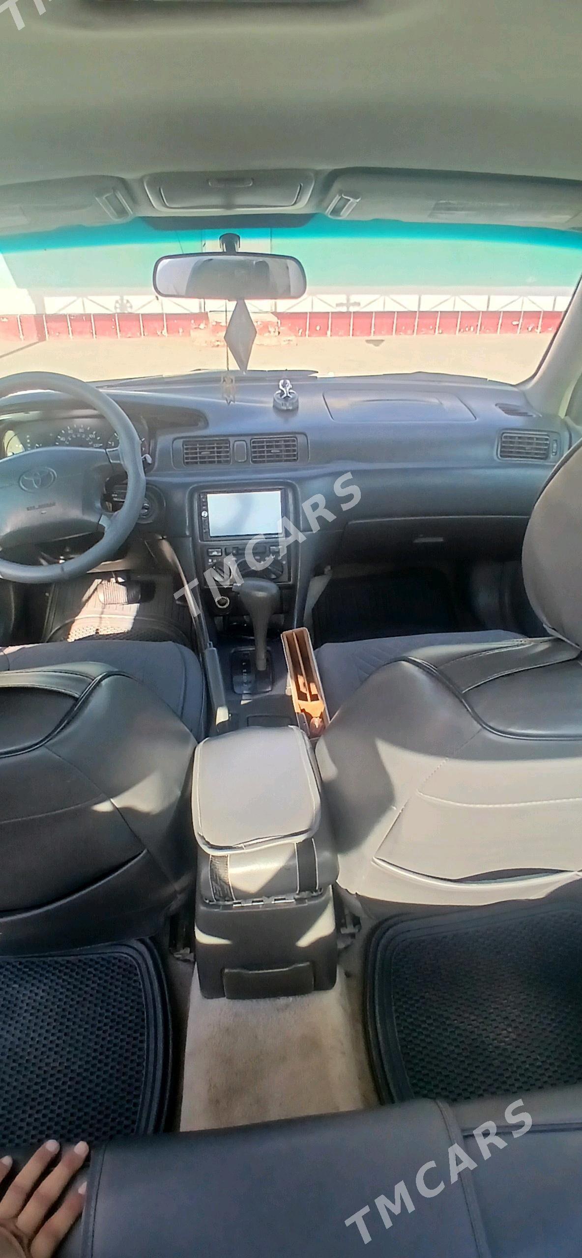 Toyota Camry 1998 - 118 000 TMT - Серахс - img 6