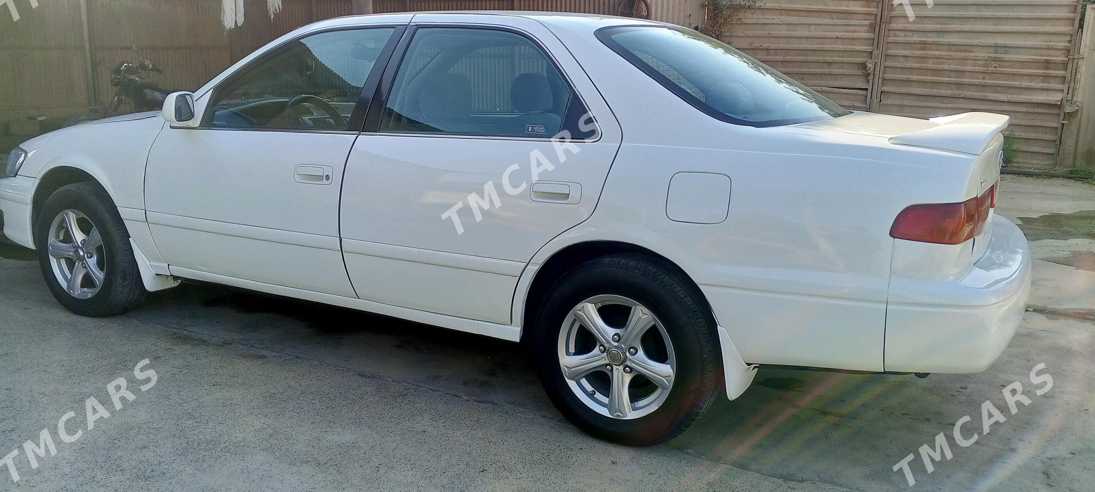 Toyota Camry 2001 - 119 000 TMT - Бабадайхан - img 4