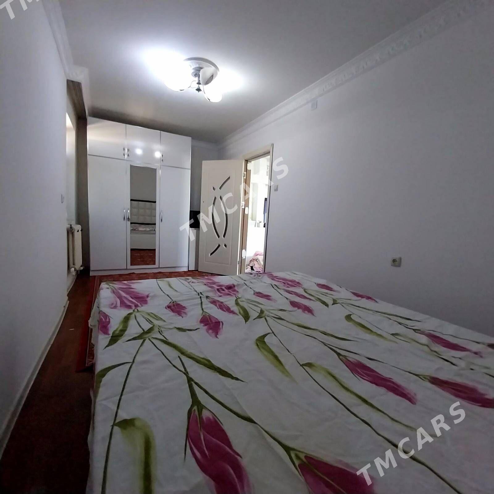 ️11мкр 2ком 56м2 4эт Срочно️ - Aşgabat - img 2