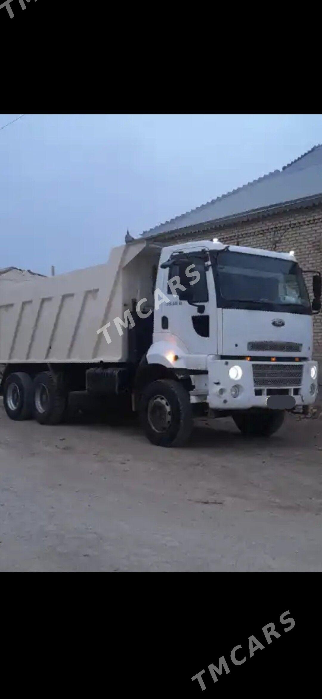 Ford Cargo 3536M 2014 - 700 000 TMT - Ашхабад - img 2