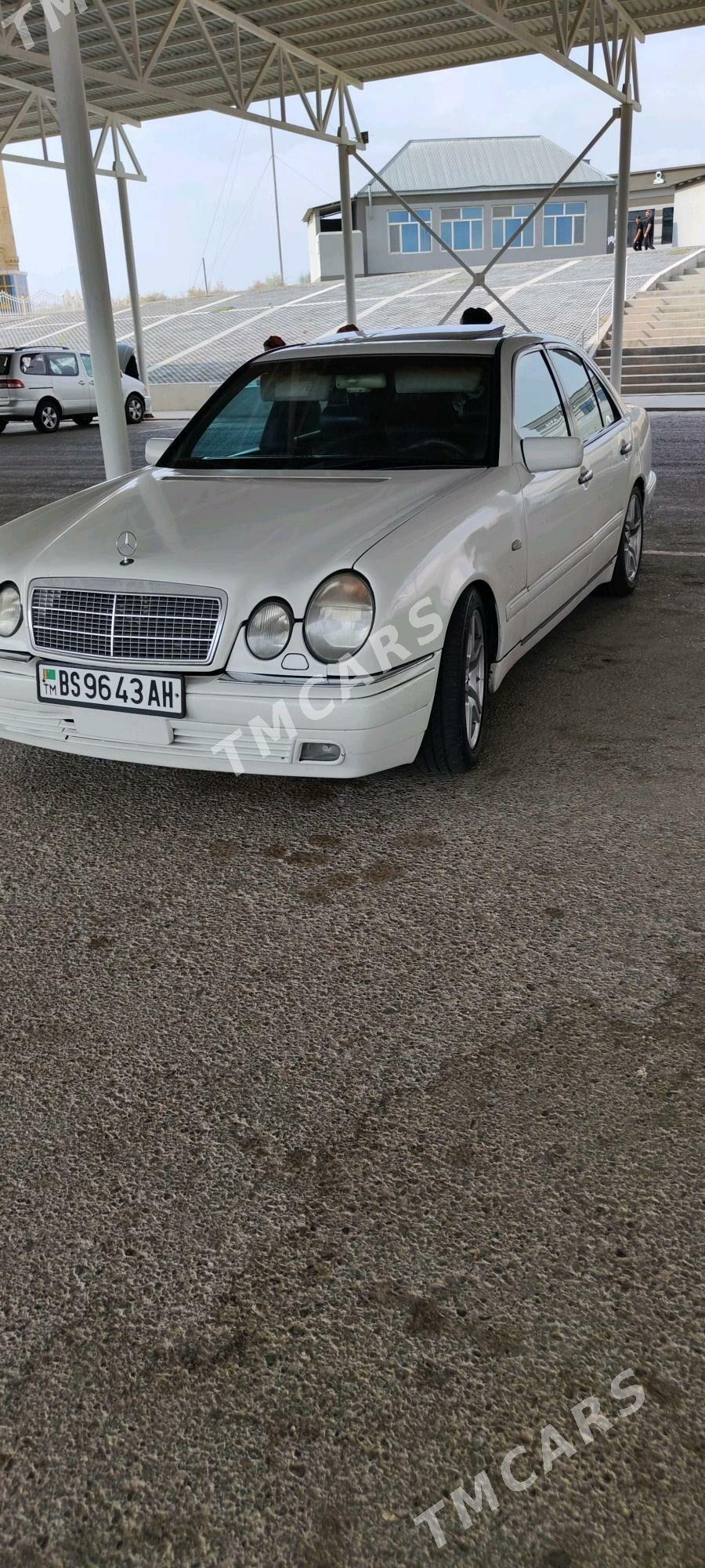 Mercedes-Benz 230E 1995 - 70 000 TMT - Gökdepe - img 6