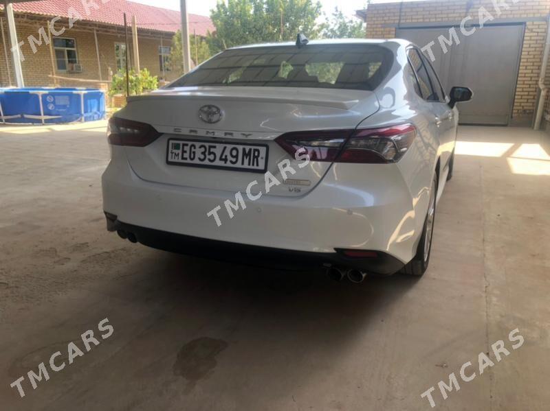 Toyota Camry 2021 - 385 000 TMT - Байрамали - img 2