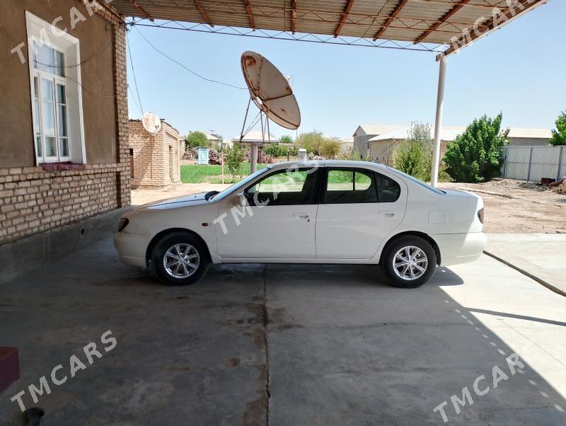 Nissan Primera 2001 - 55 000 TMT - Мары - img 6