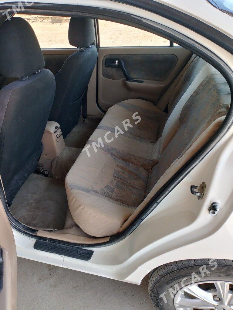 Nissan Primera 2001 - 55 000 TMT - Мары - img 3