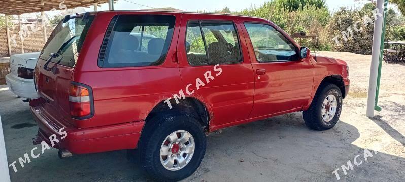 Nissan Pathfinder 1999 - 50 000 TMT - Мургап - img 2