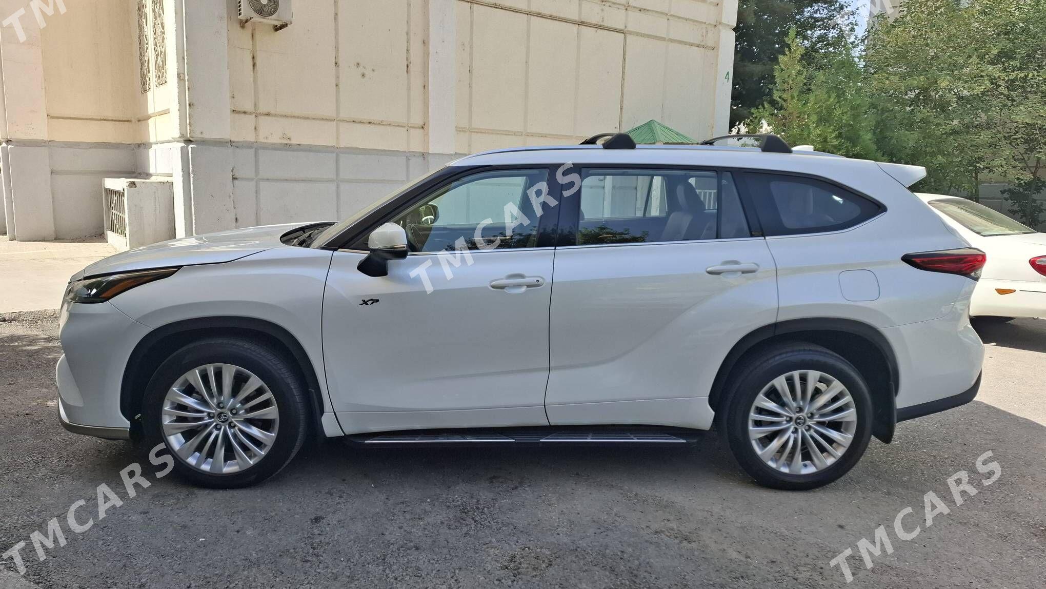 Toyota Highlander 2022 - 1 000 000 TMT - Ашхабад - img 4