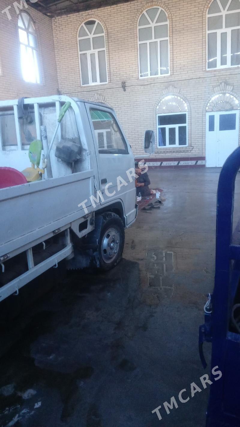Isuzu Elf 1991 - 40 000 TMT - Туркменабат - img 10