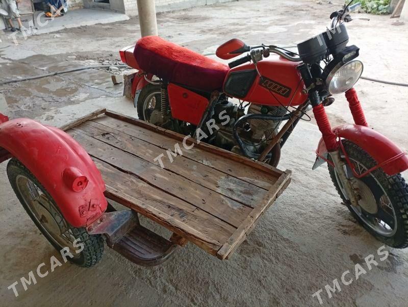 Jawa 300 2025 - 7 000 TMT - Halaç - img 3