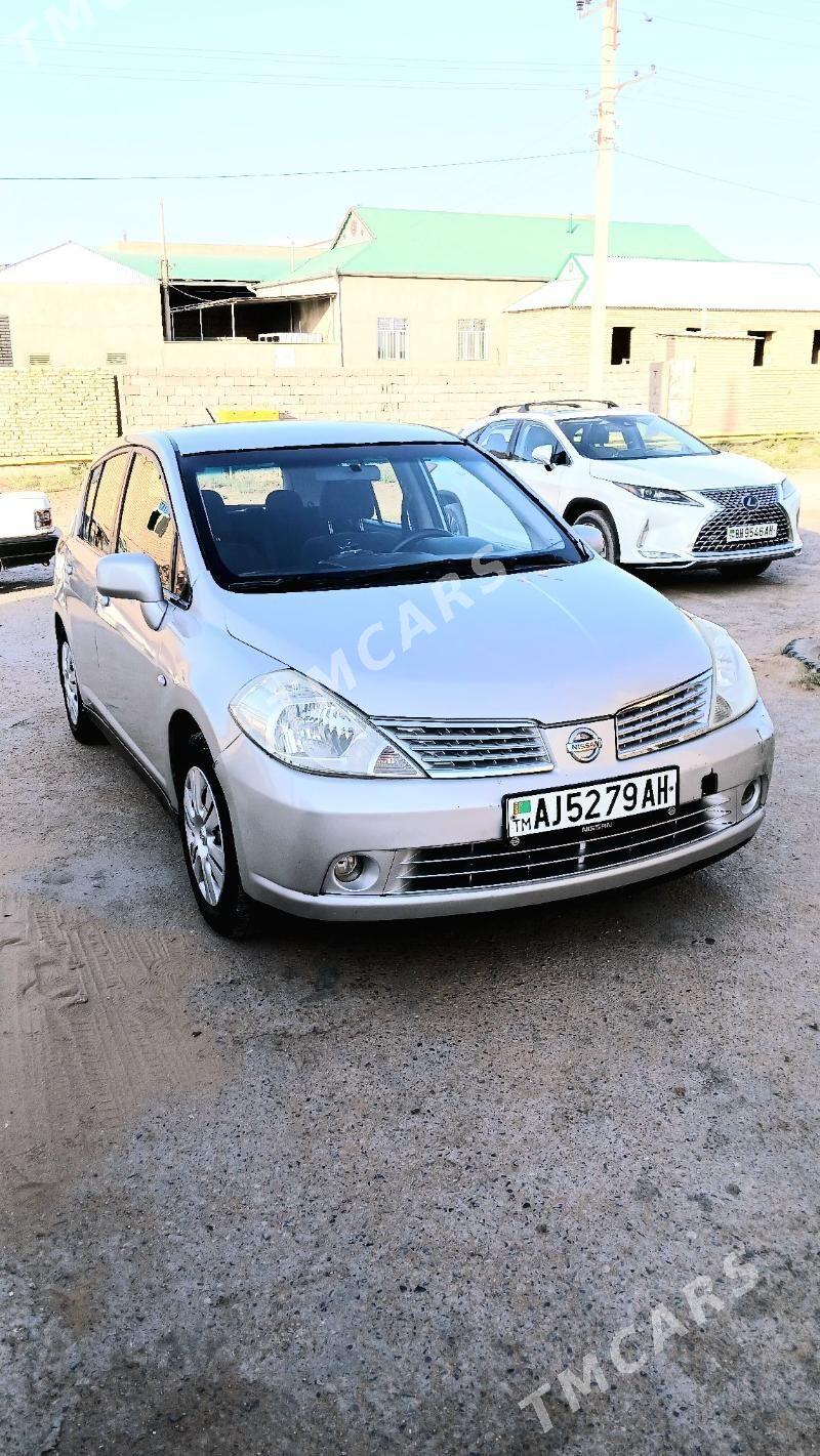 Nissan Versa 2006 - 110 000 TMT - Бабадайхан - img 3