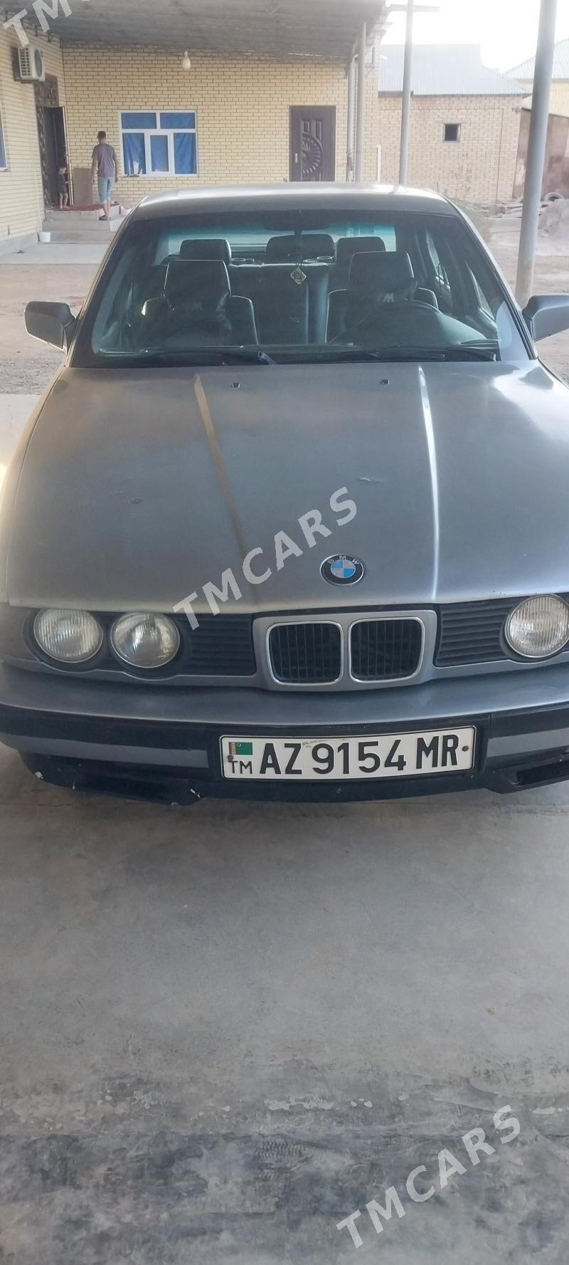 BMW 520 1991 - 55 000 TMT - Мары - img 3
