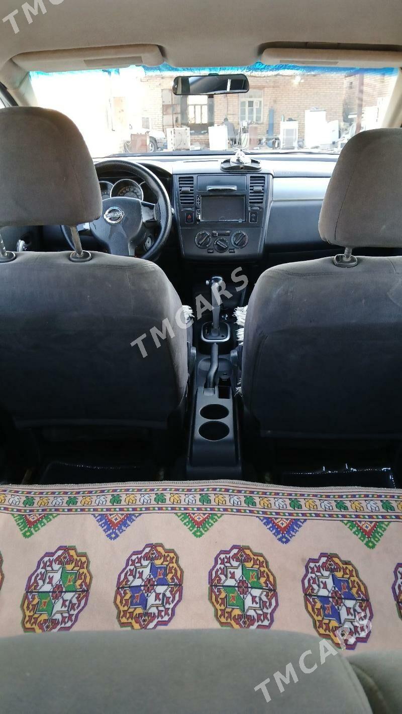 Nissan Versa 2006 - 110 000 TMT - Бабадайхан - img 9