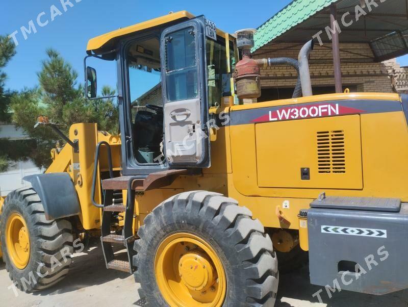 XCMG LW300F 2013 - 450 000 TMT - Чарджоу - img 5