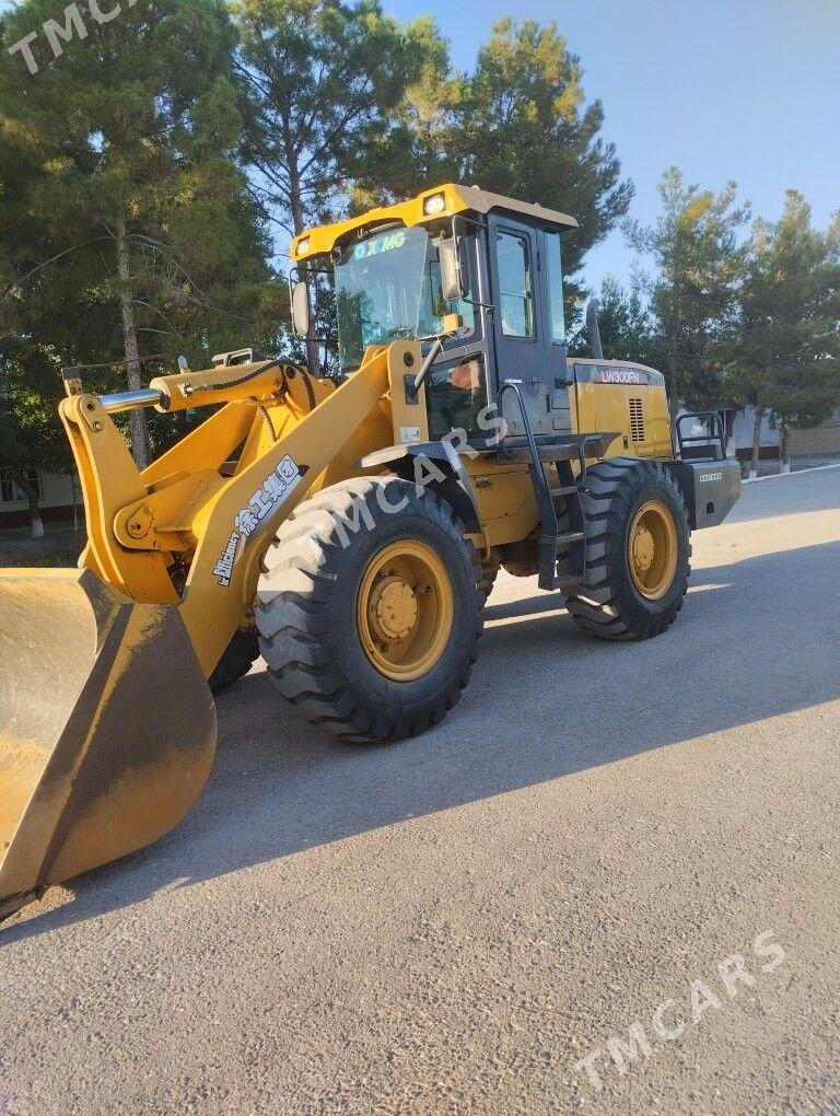 XCMG LW300F 2013 - 450 000 TMT - Чарджоу - img 2
