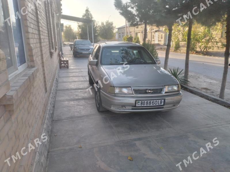 Opel Vectra 1994 - 30 000 TMT - Фарап - img 4