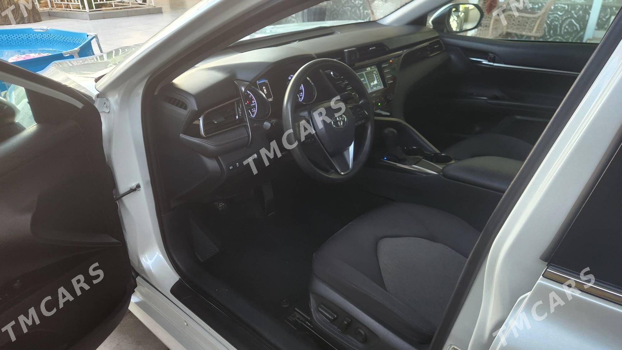 Toyota Camry 2020 - 275 000 TMT - Ашхабад - img 2