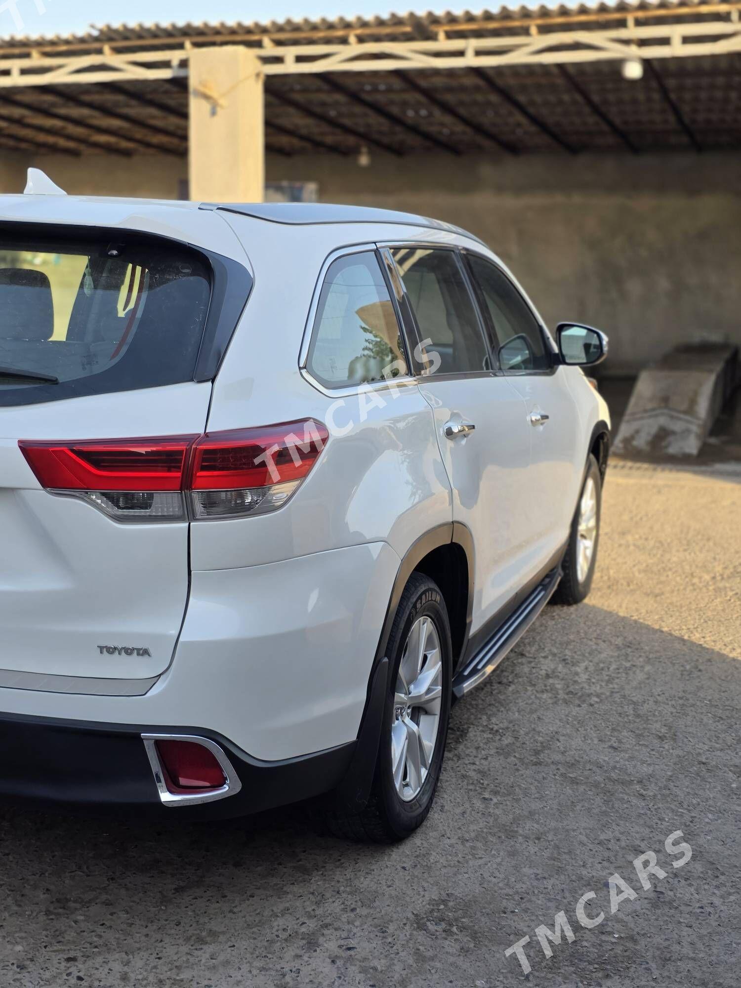 Toyota Highlander 2016 - 390 000 TMT - Ашхабад - img 2