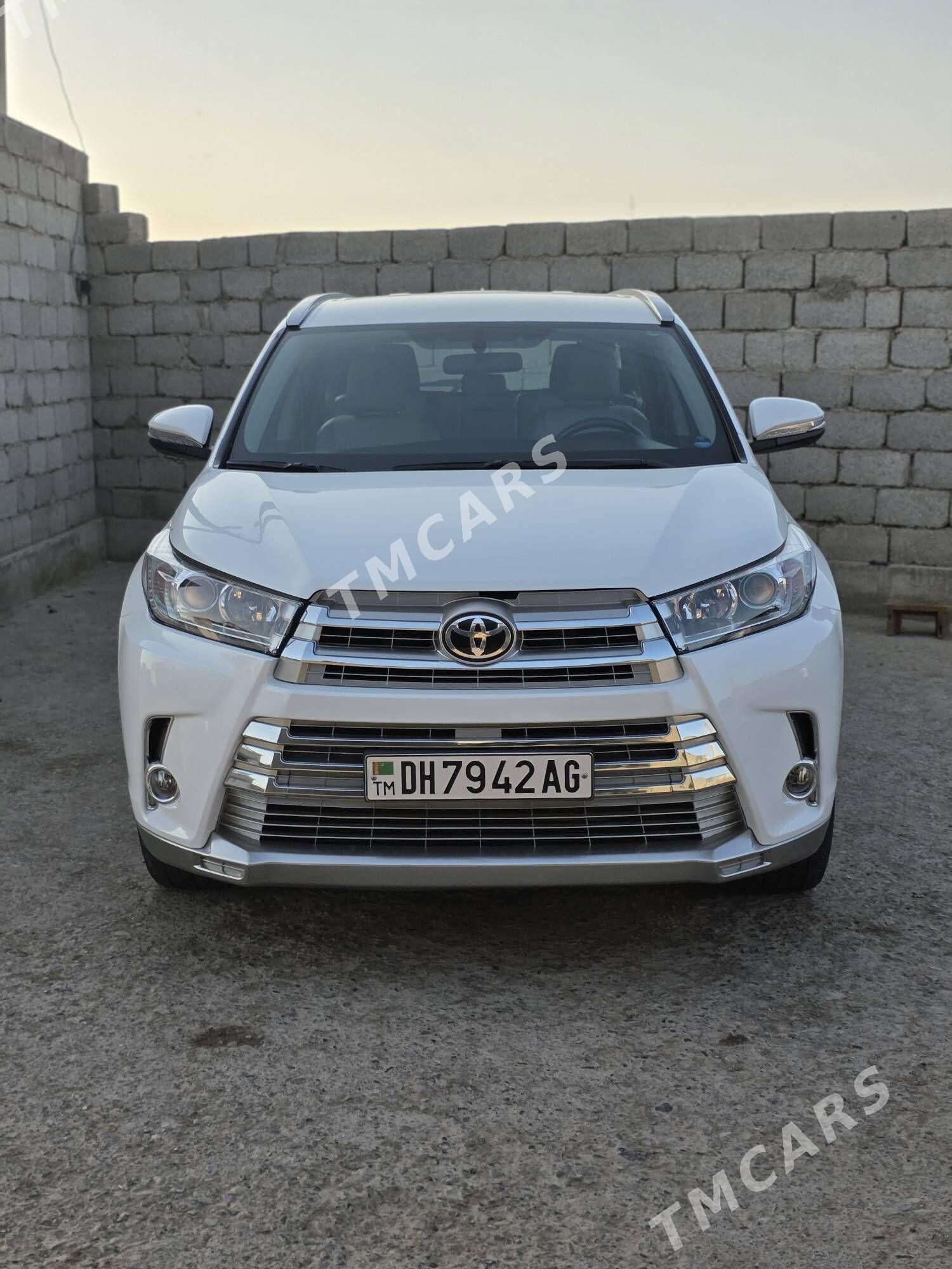 Toyota Highlander 2016 - 390 000 TMT - Ашхабад - img 4