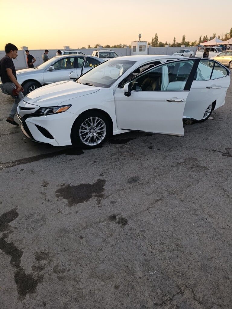 Toyota Camry 2020 - 330 000 TMT - Kerki - img 8