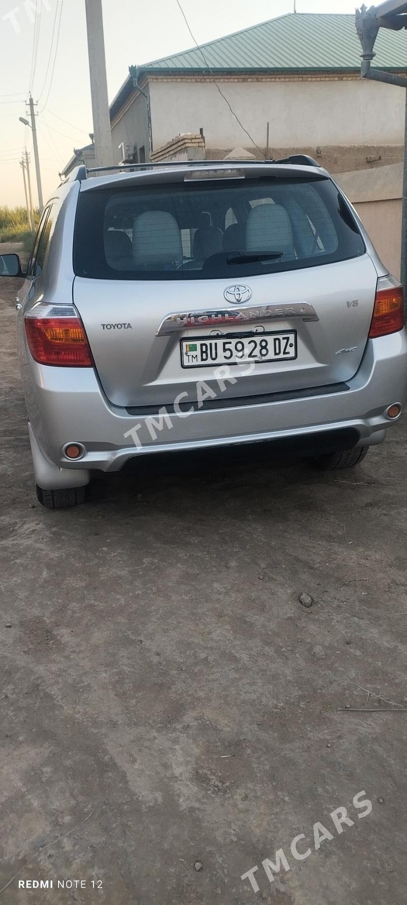 Toyota Highlander 2008 - 320 000 TMT - Гурбансолтан Едже - img 3