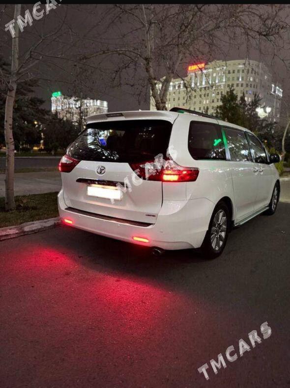 Toyota Sienna 2016 - 475 000 TMT - Туркменабат - img 9