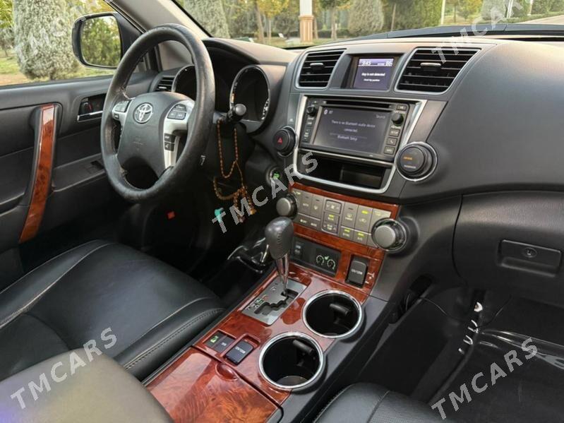 Toyota Highlander 2013 - 365 000 TMT - Ашхабад - img 8