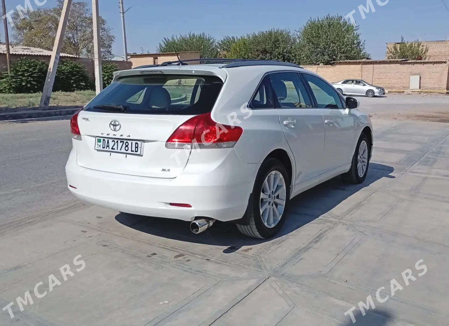 Toyota Venza 2009 - 200 000 TMT - Kerki - img 3
