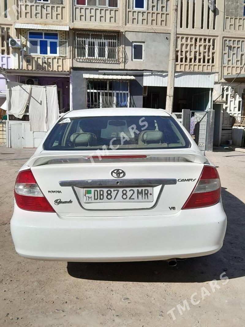 Toyota Camry 2002 - 160 000 TMT - Мары - img 4