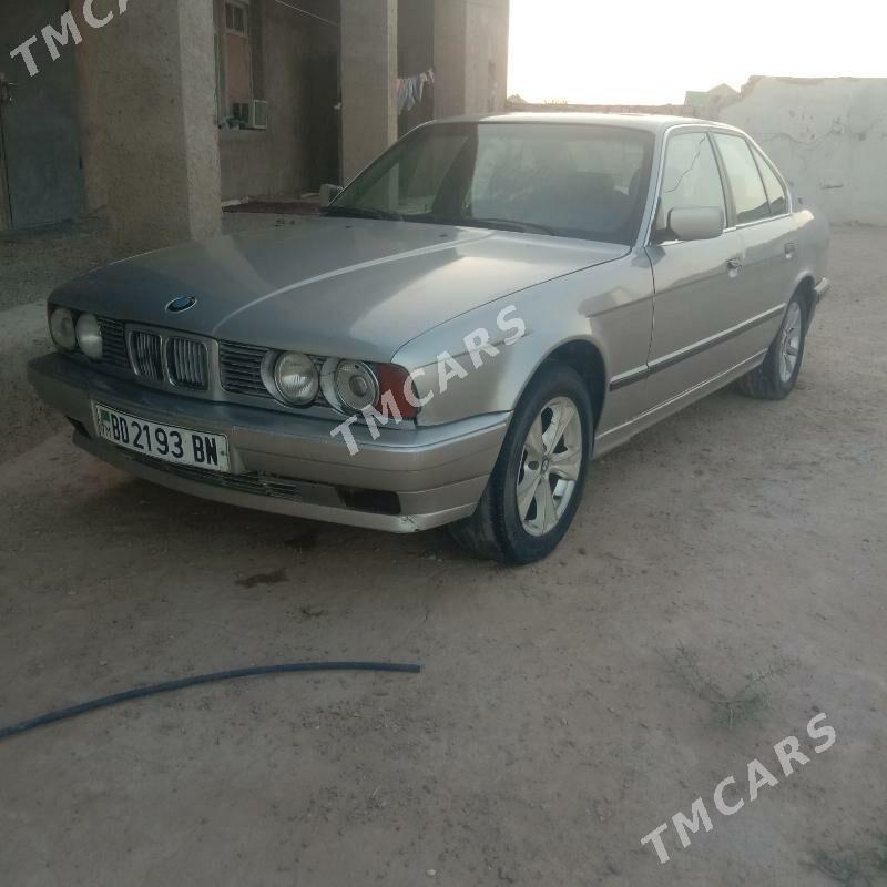BMW 528 1992 - 30 000 TMT - Türkmenbaşy - img 4