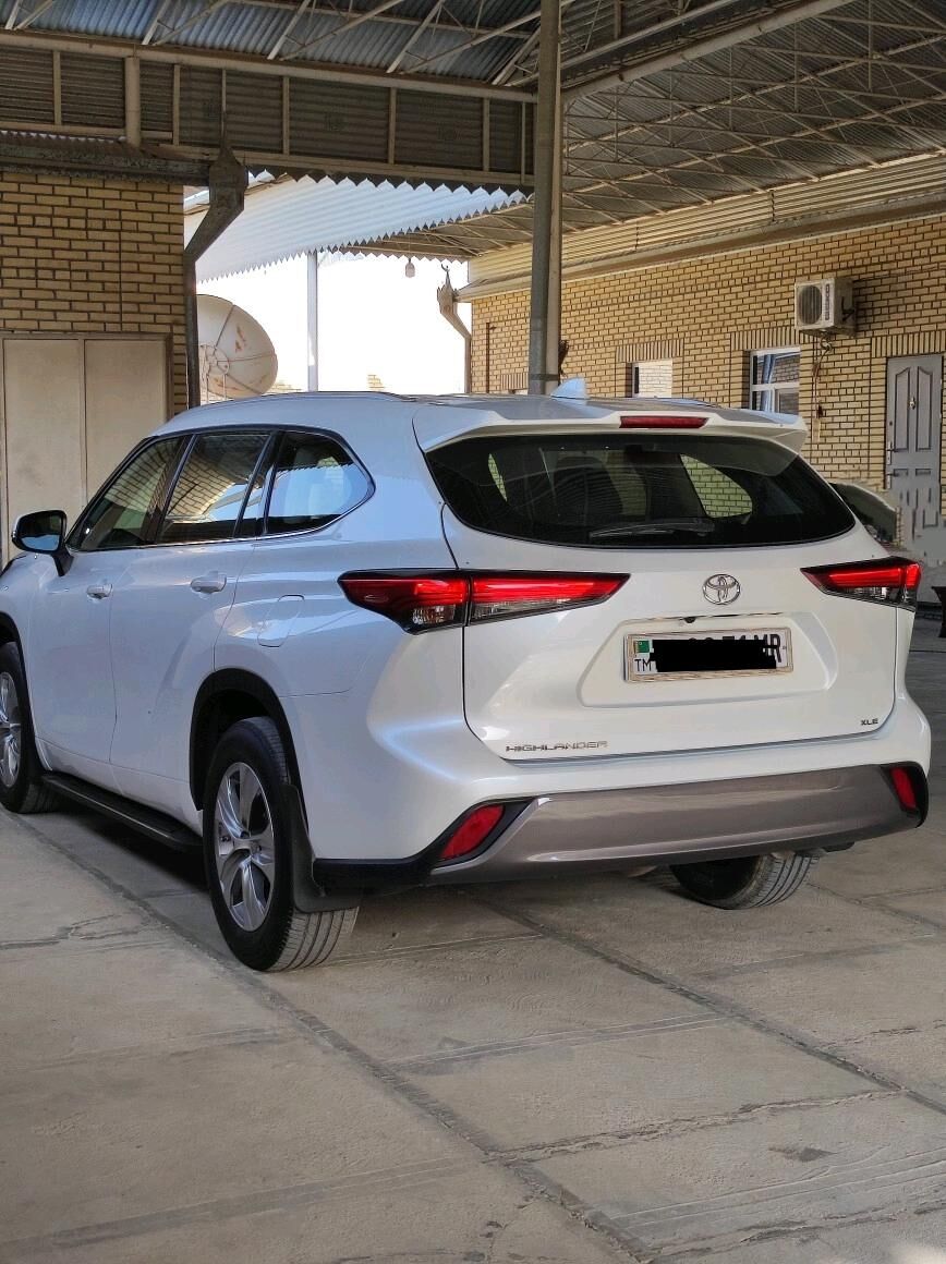 Toyota Highlander 2022 - 560 000 TMT - Мары - img 9