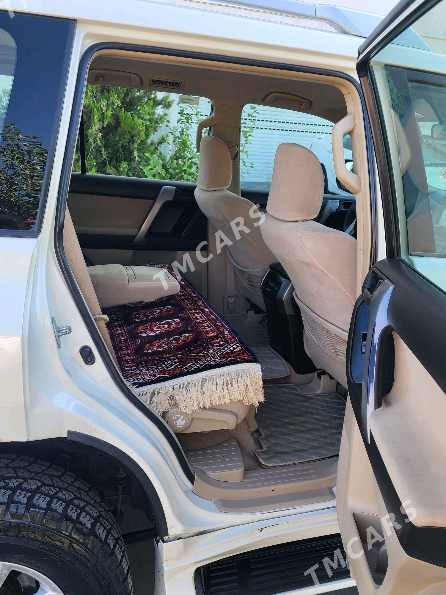 Toyota Land Cruiser Prado 2011 - 580 000 TMT - Aşgabat - img 5