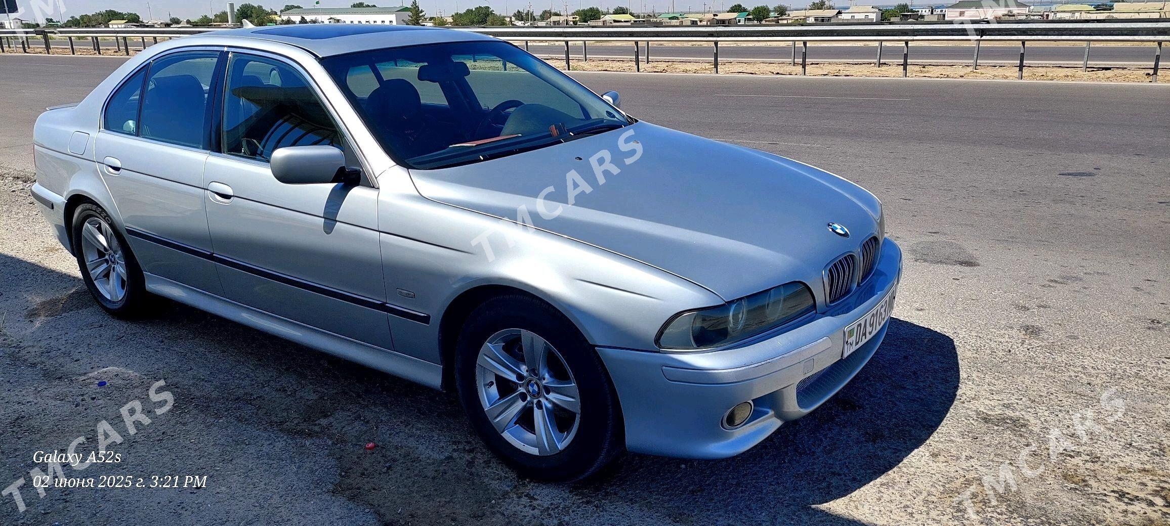 BMW E39 1997 - 150 000 TMT - Ýolöten - img 2