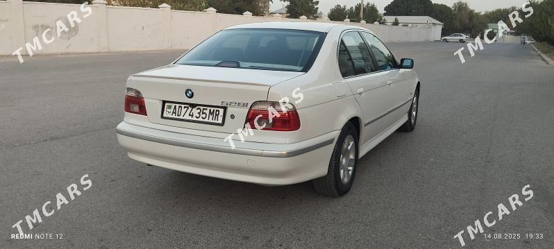 BMW E39 1999 - 130 000 TMT - Mary - img 3