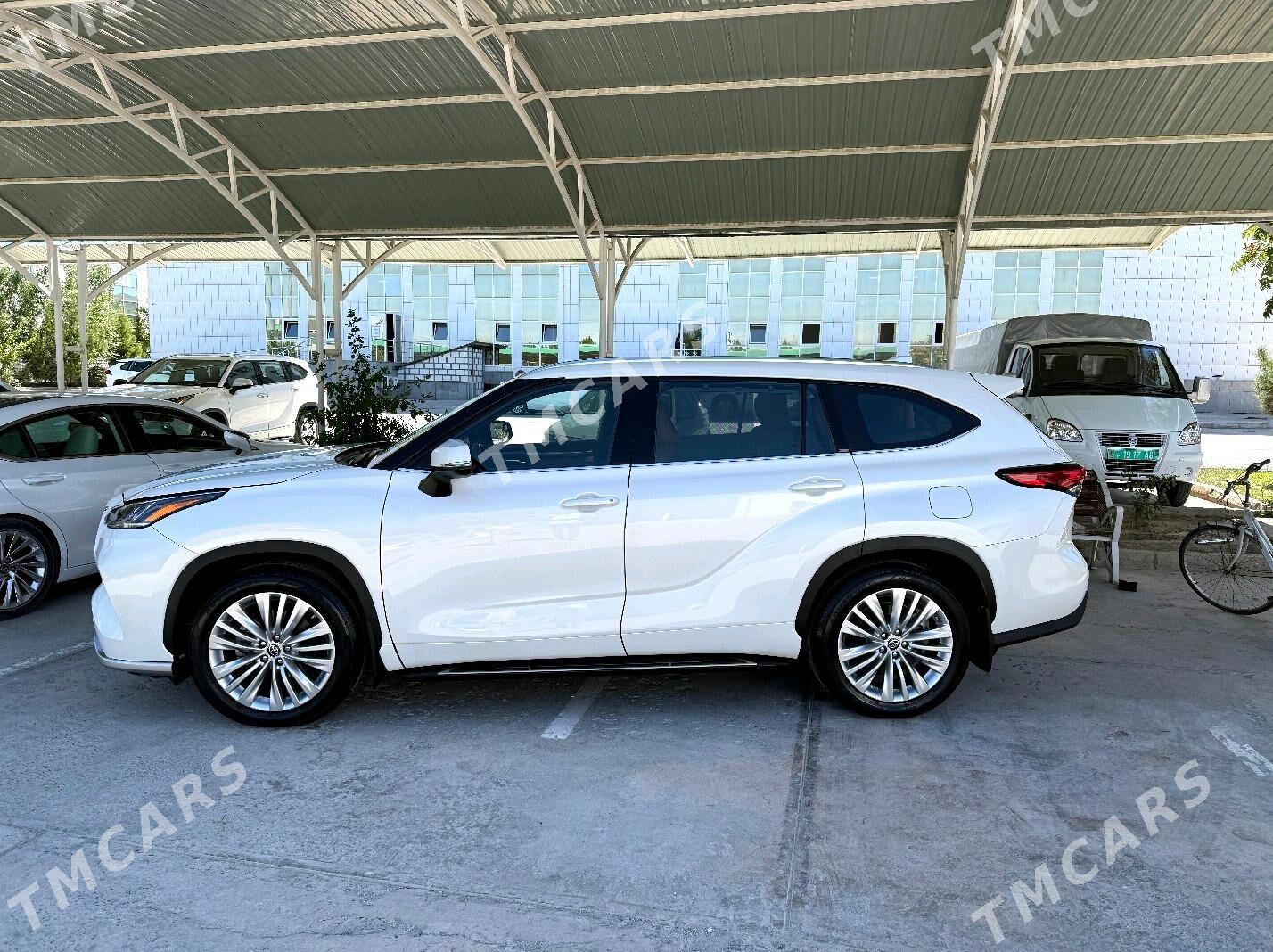 Toyota Highlander 2021 - 980 000 TMT - Ашхабад - img 2