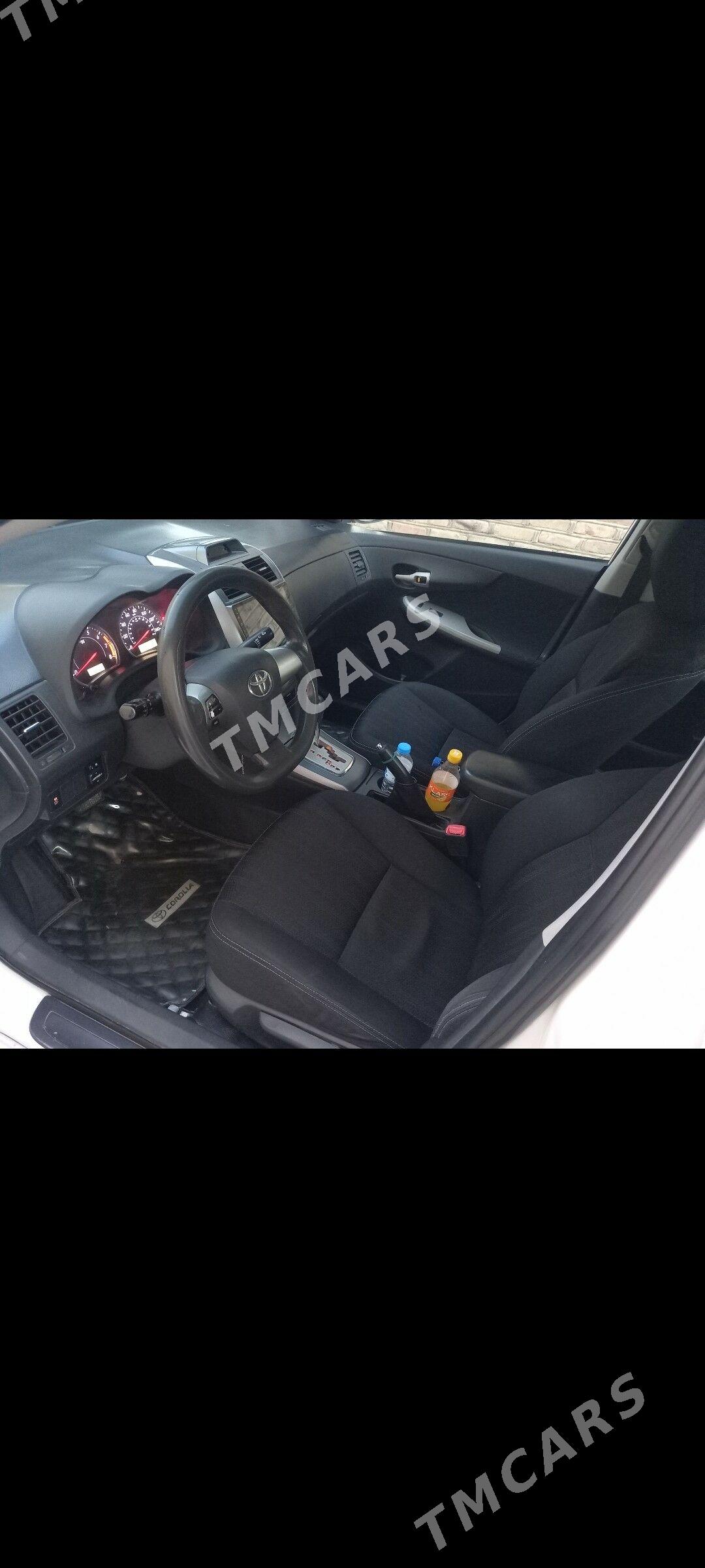 Toyota Corolla 2013 - 150 000 TMT - Байрамали - img 5