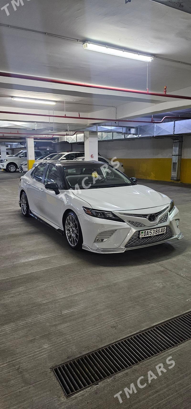Toyota Camry 2023 - 345 000 TMT - Ашхабад - img 10