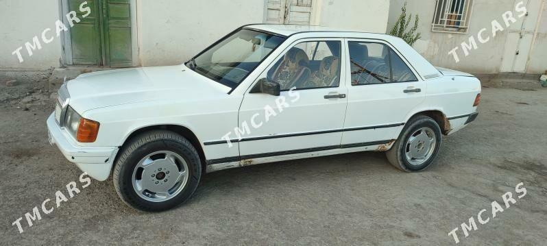 Mercedes-Benz 190E 1984 - 20 000 TMT - Кёнеургенч - img 4