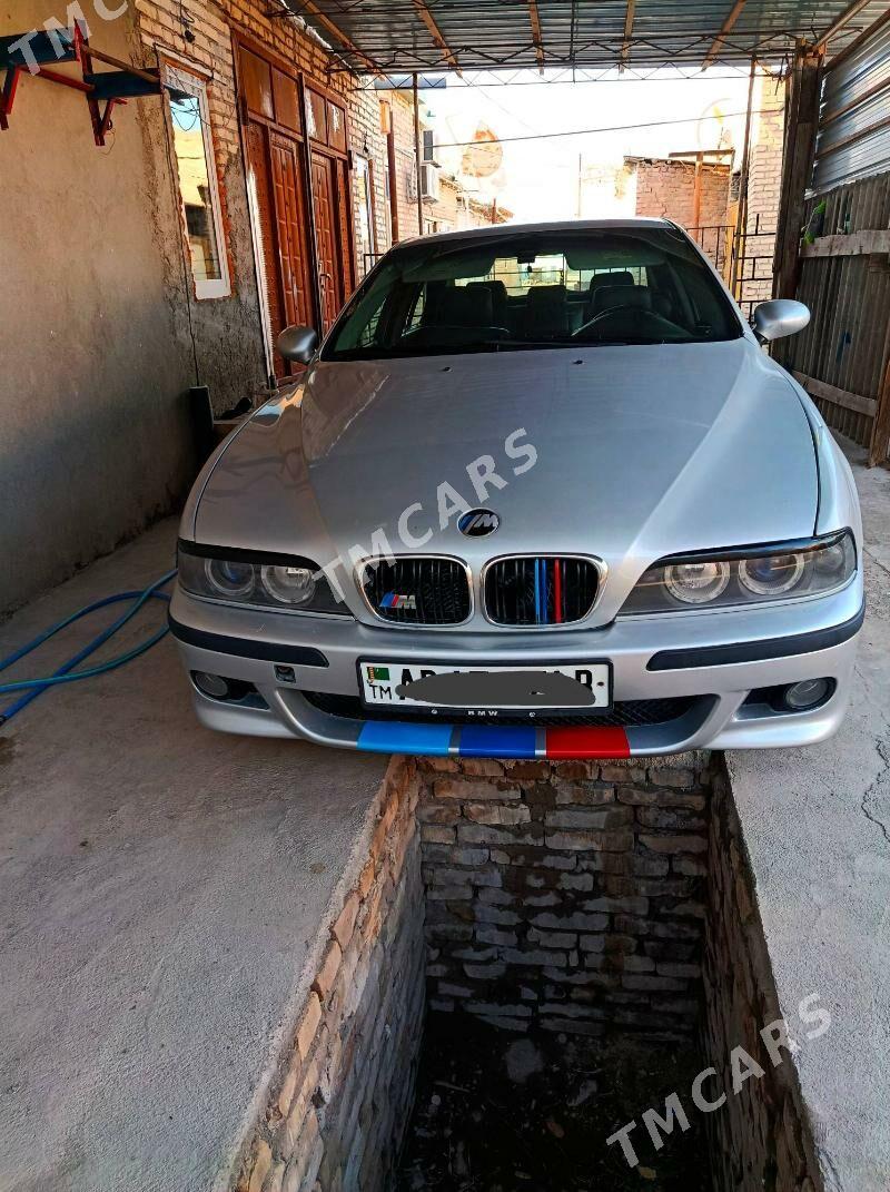 BMW E39 2003 - 130 000 TMT - Dänew - img 6