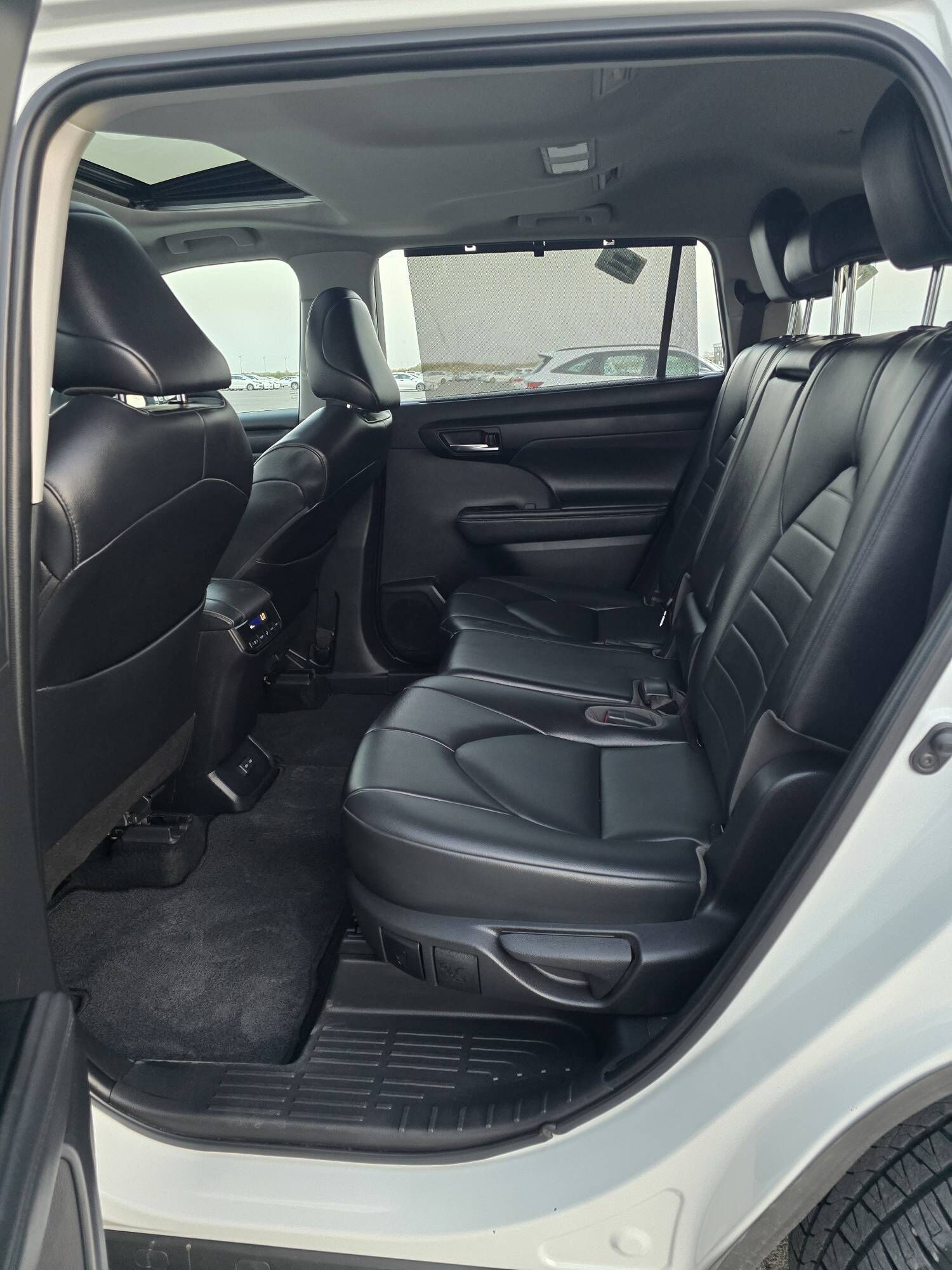 Toyota Highlander 2022 - 498 000 TMT - Aşgabat - img 4