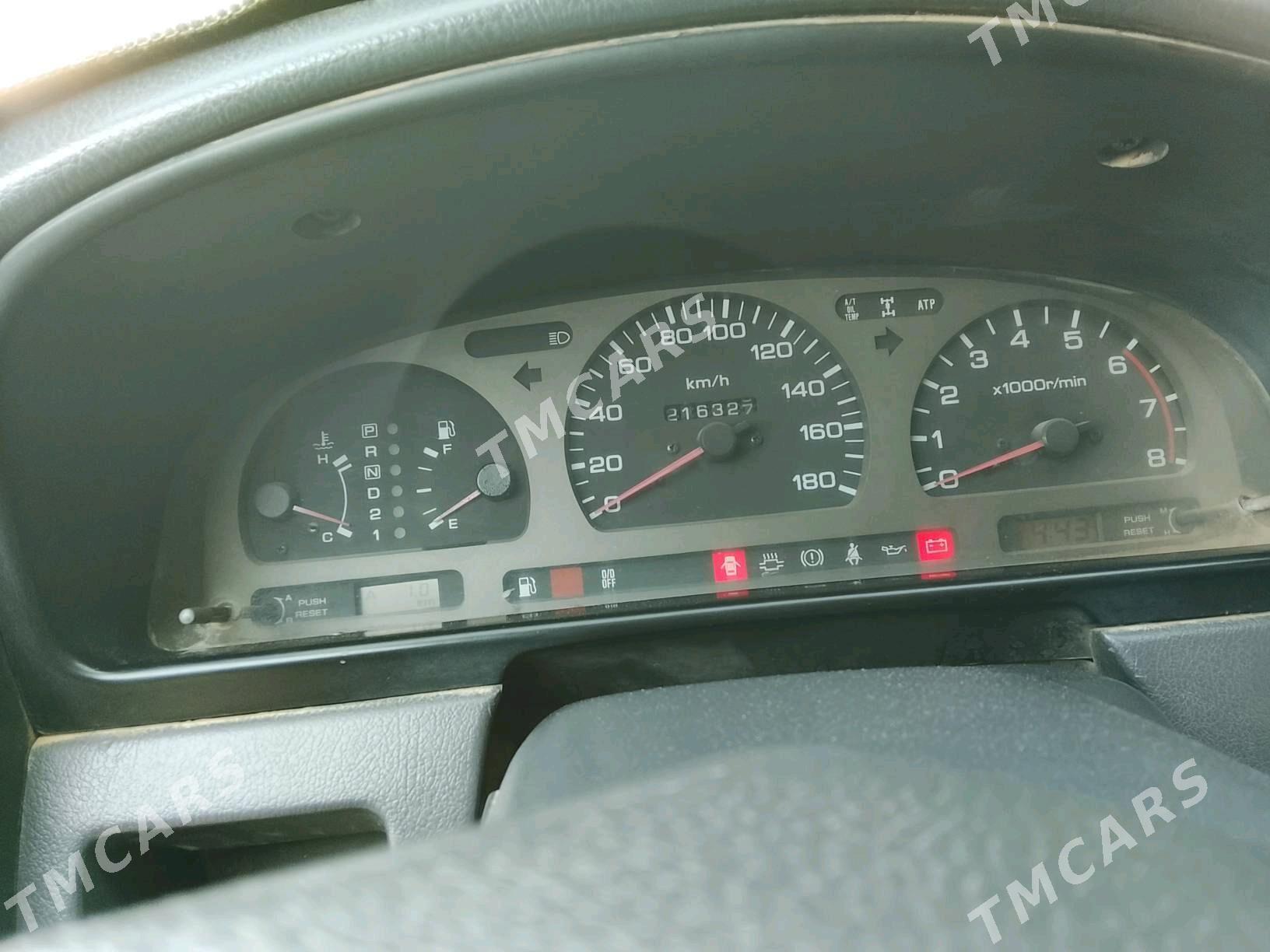 Nissan Pathfinder 1995 - 50 000 TMT - Туркменгала - img 8