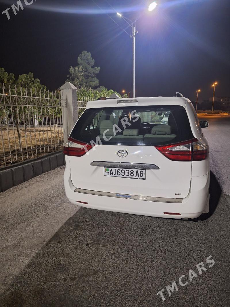 Toyota Sienna 2016 - 360 000 TMT - Ашхабад - img 4