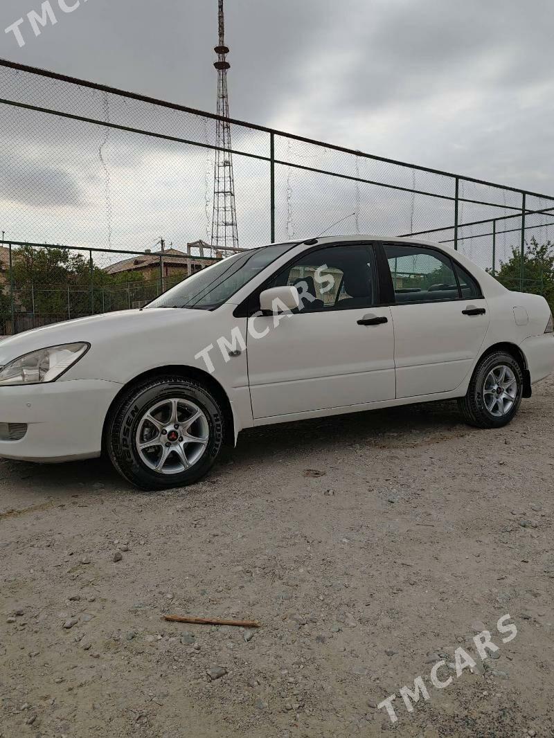 Mitsubishi Lancer 2004 - 85 000 TMT - Balkanabat - img 2