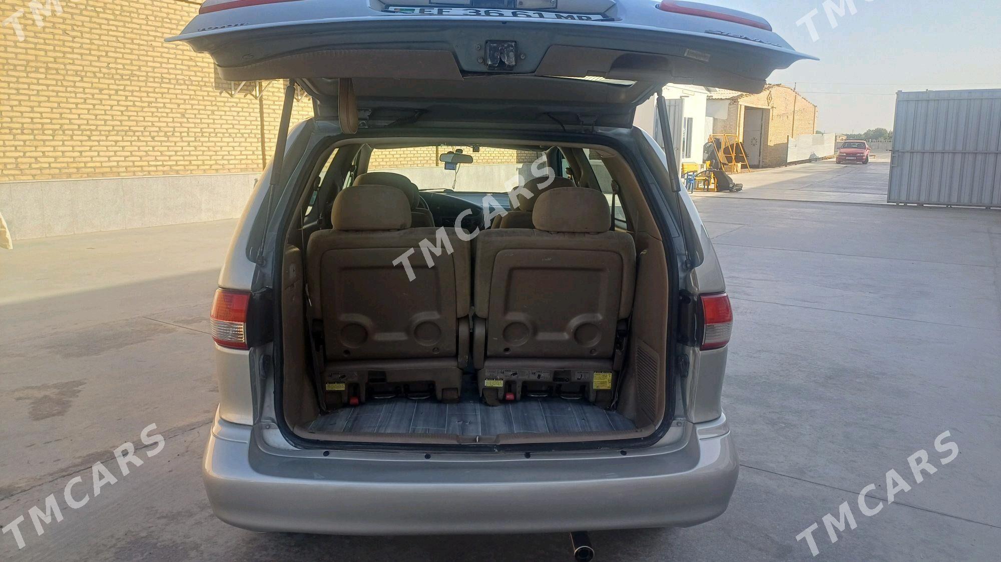 Toyota Sienna 2001 - 160 000 TMT - Mary - img 6