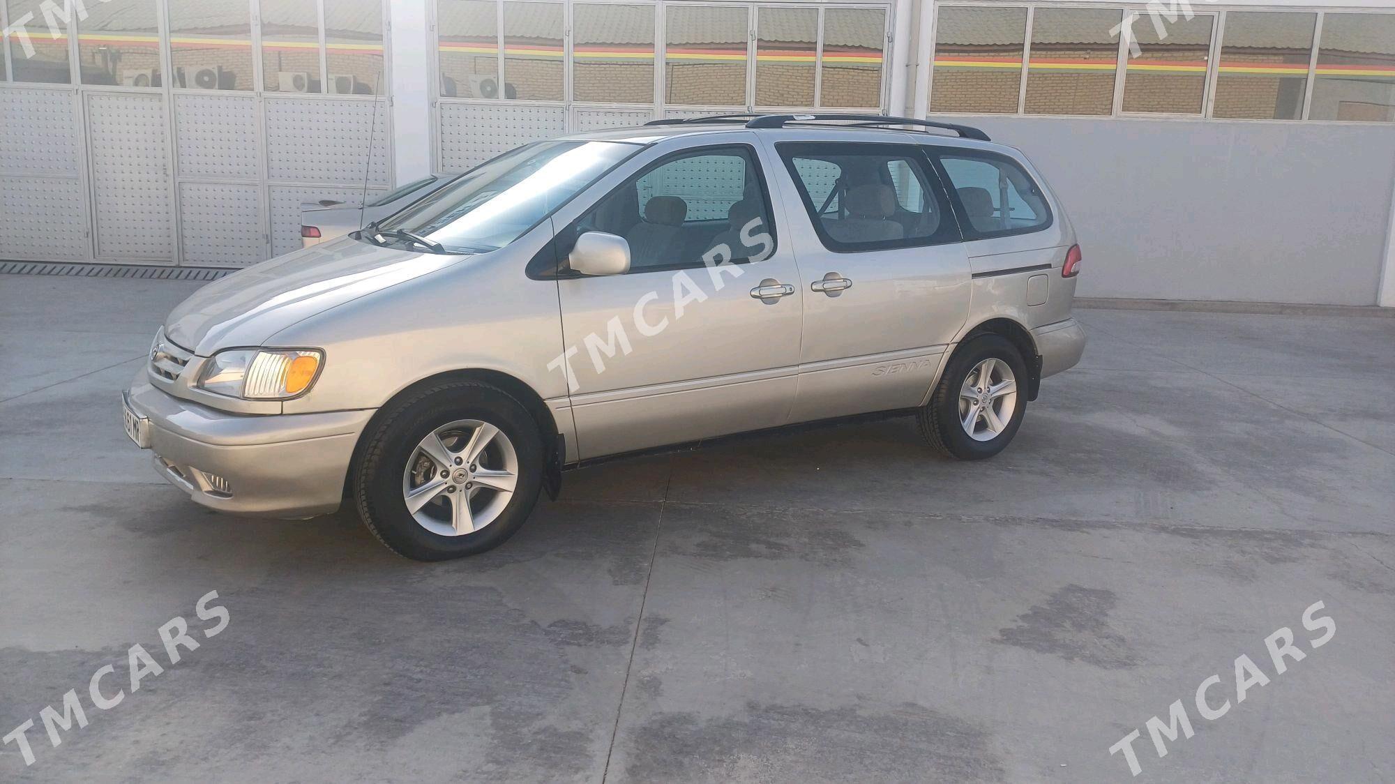 Toyota Sienna 2001 - 160 000 TMT - Mary - img 2
