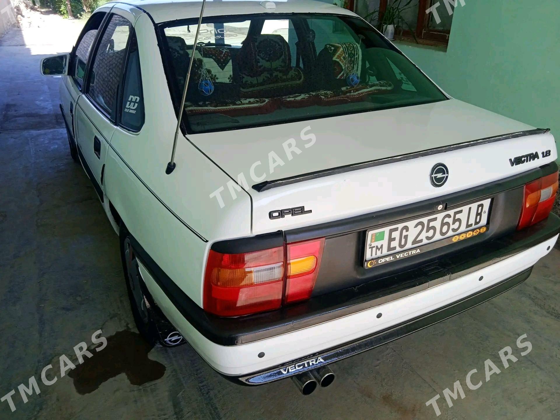 Opel Vectra 1992 - 41 000 TMT - Çärjew - img 5