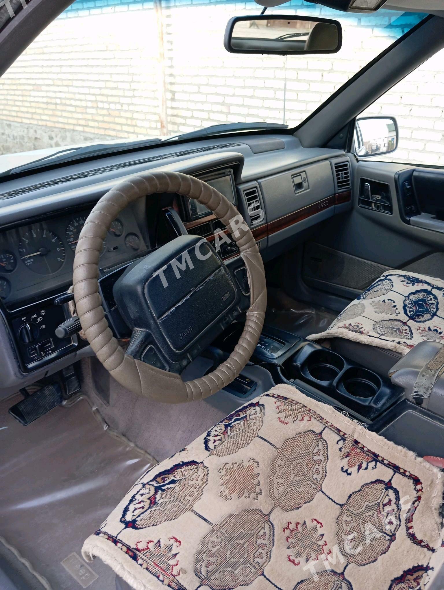 Jeep Cherokee 1995 - 80 000 TMT - Берекет - img 4