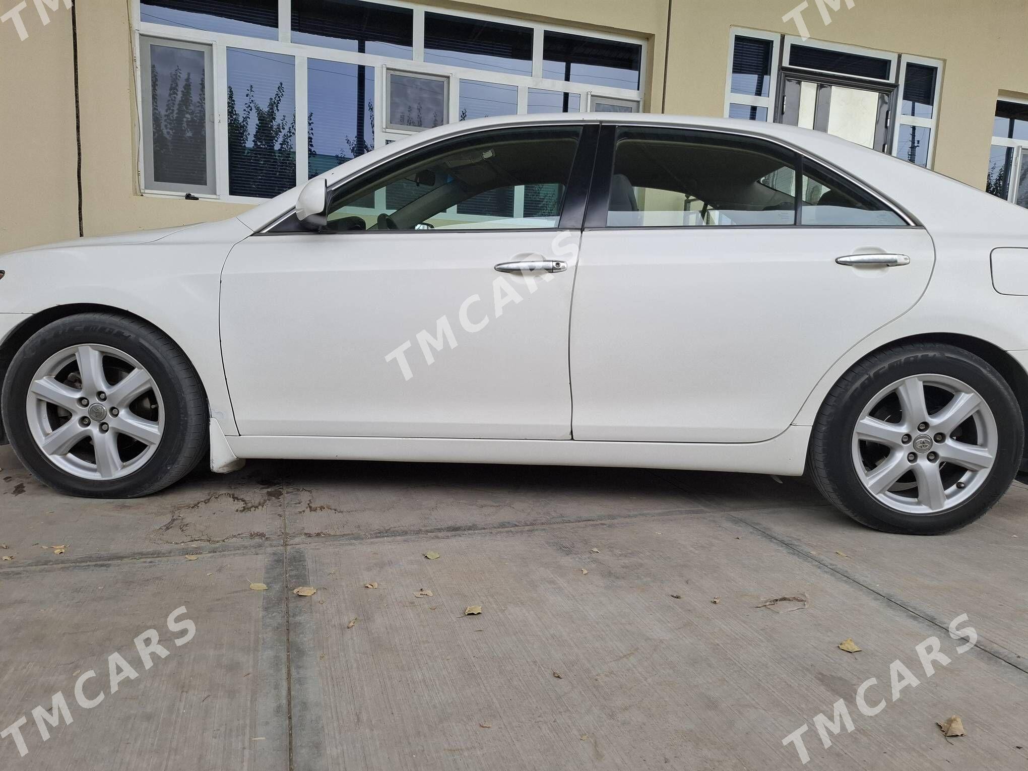 Toyota Camry 2007 - 135 000 TMT - Büzmeýin - img 5